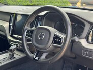 Volvo XC60 2.0 T5 R-Design Auto AWD Euro 6 (s/s) 5dr 38