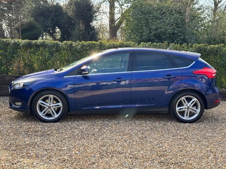Ford Focus 1.0T EcoBoost Titanium Euro 6 (s/s) 5dr 3