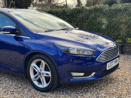 Ford Focus 1.0T EcoBoost Titanium Euro 6 (s/s) 5dr 6