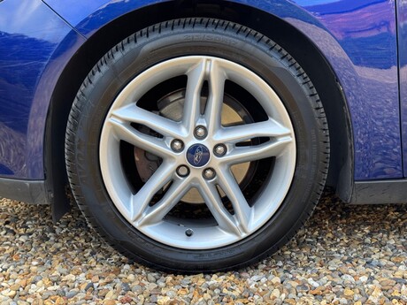 Ford Focus 1.0T EcoBoost Titanium Euro 6 (s/s) 5dr 34