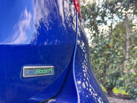 Ford Focus 1.0T EcoBoost Titanium Euro 6 (s/s) 5dr 38
