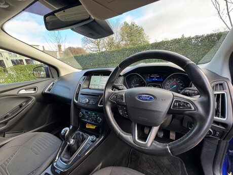 Ford Focus 1.0T EcoBoost Titanium Euro 6 (s/s) 5dr 40