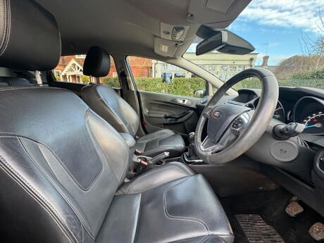 Ford Fiesta 1.0T EcoBoost Titanium X Euro 6 (s/s) 5dr 17