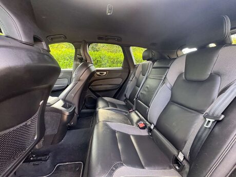 Volvo XC60 2.0 T5 R-Design Auto AWD Euro 6 (s/s) 5dr 22
