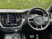 Volvo XC60 2.0 T5 R-Design Auto AWD Euro 6 (s/s) 5dr 39