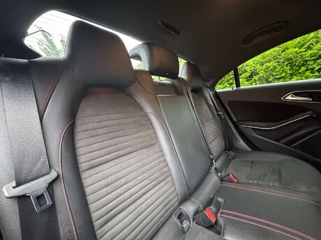 Mercedes-Benz CLA Class 1.6 CLA180 AMG Line Coupe 7G-DCT Euro 6 (s/s) 4dr 27