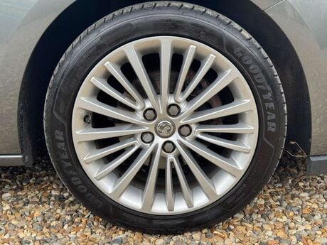 Vauxhall Astra 1.4i Turbo SRi Euro 6 5dr 21