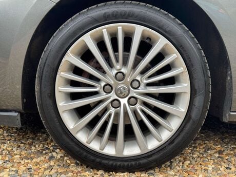 Vauxhall Astra 1.4i Turbo SRi Euro 6 5dr 23