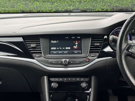 Vauxhall Astra 1.4i Turbo SRi Euro 6 5dr 26