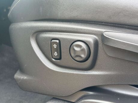 Vauxhall Mokka 1.4i Turbo SE 2WD Euro 6 (s/s) 5dr 29
