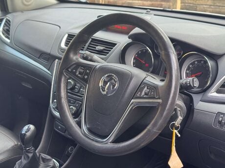 Vauxhall Mokka 1.4i Turbo SE 2WD Euro 6 (s/s) 5dr 37