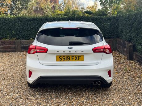 Ford Focus 1.0T EcoBoost ST-Line Euro 6 (s/s) 5dr 7