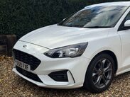 Ford Focus 1.0T EcoBoost ST-Line Euro 6 (s/s) 5dr 4