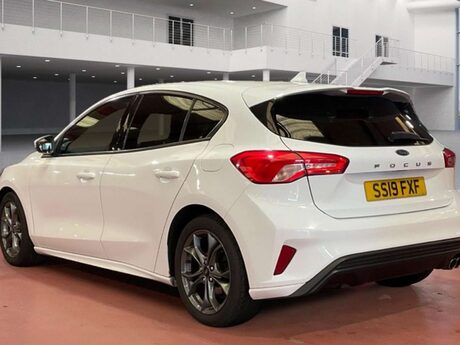 Ford Focus 1.0T EcoBoost ST-Line Euro 6 (s/s) 5dr 7