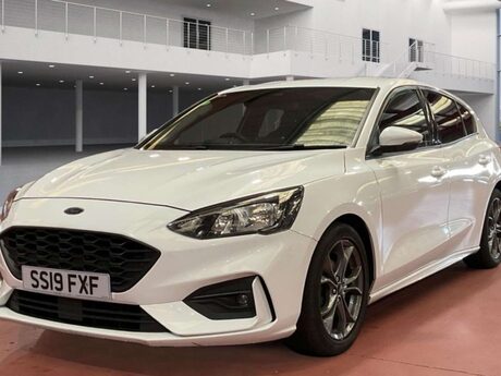 Ford Focus 1.0T EcoBoost ST-Line Euro 6 (s/s) 5dr 6