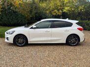 Ford Focus 1.0T EcoBoost ST-Line Euro 6 (s/s) 5dr 5