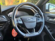 Ford Focus 1.0T EcoBoost ST-Line Euro 6 (s/s) 5dr 29