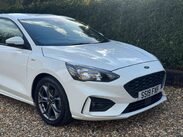 Ford Focus 1.0T EcoBoost ST-Line Euro 6 (s/s) 5dr 2