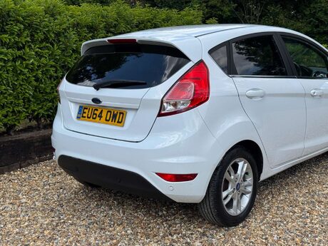 Ford Fiesta 1.6 Zetec Powershift Euro 5 5dr 9