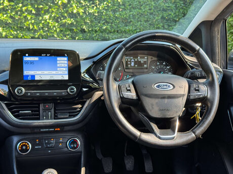 Ford Fiesta 1.0T EcoBoost Zetec Euro 6 (s/s) 5dr 12