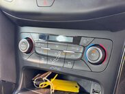 Ford Focus 1.5 TDCi Titanium Euro 6 (s/s) 5dr 19