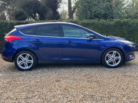 Ford Focus 1.0T EcoBoost Titanium Euro 6 (s/s) 5dr 12