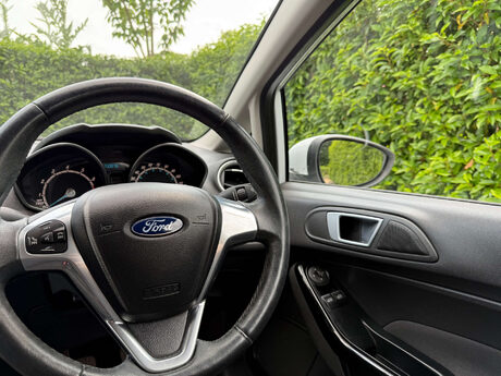 Ford Fiesta 1.25 Zetec Euro 6 3dr 5