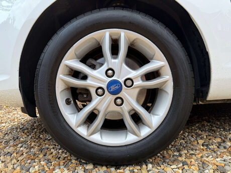 Ford Fiesta 1.25 Zetec Euro 6 3dr 13