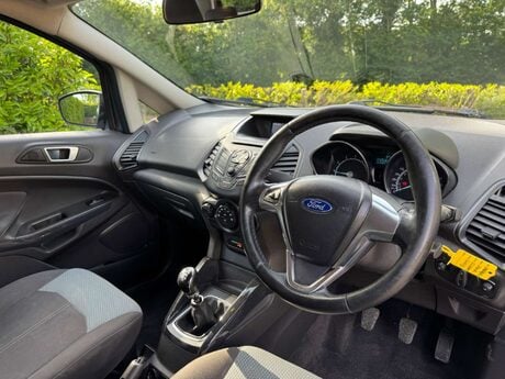 Ford Ecosport 1.0T EcoBoost Zetec 2WD Euro 6 (s/s) 5dr 8