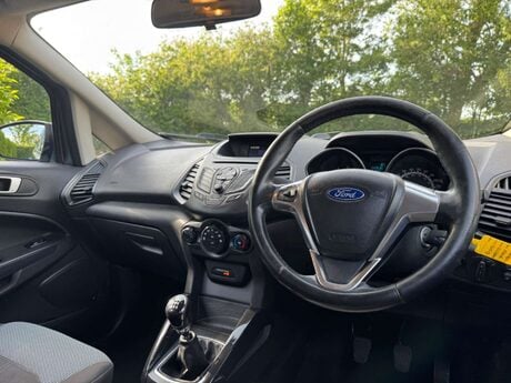 Ford Ecosport 1.0T EcoBoost Zetec 2WD Euro 6 (s/s) 5dr 11