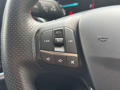 Ford Fiesta 1.0T EcoBoost ST-Line Euro 6 (s/s) 5dr 28
