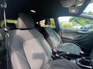 Ford Fiesta 1.0T EcoBoost ST-Line Euro 6 (s/s) 5dr 27