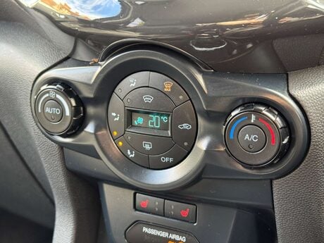 Ford Ecosport 1.0T EcoBoost Titanium 2WD Euro 6 (s/s) 5dr 16