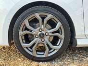 Ford Fiesta 1.0T EcoBoost ST-Line Euro 6 (s/s) 3dr 32