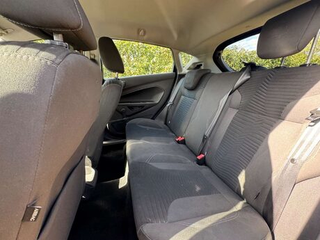 Ford Fiesta 1.6 Zetec Powershift Euro 5 5dr 27