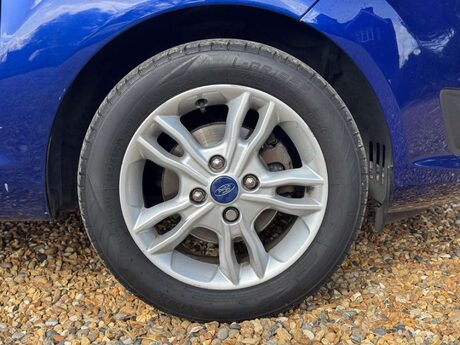 Ford Fiesta 1.6 Zetec Powershift Euro 5 5dr 28