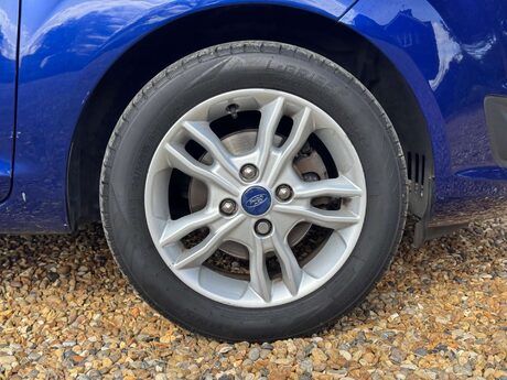 Ford Fiesta 1.6 Zetec Powershift Euro 5 5dr 30