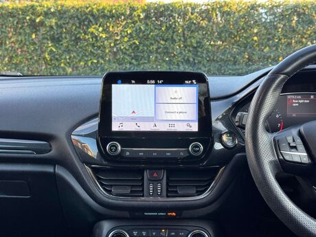 Ford Fiesta 1.0T EcoBoost ST-Line X Euro 6 (s/s) 5dr 27