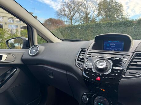 Ford Fiesta 1.0T EcoBoost Titanium X Euro 6 (s/s) 5dr 14