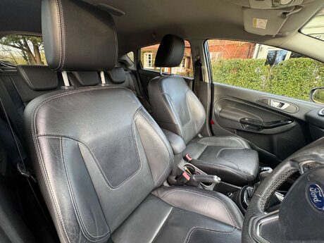 Ford Fiesta 1.0T EcoBoost Titanium X Euro 6 (s/s) 5dr 18