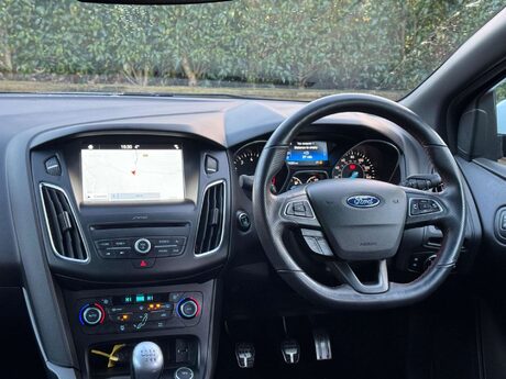 Ford Focus 1.0T EcoBoost ST-Line X Euro 6 (s/s) 5dr 13
