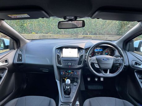 Ford Focus 1.0T EcoBoost ST-Line X Euro 6 (s/s) 5dr 18