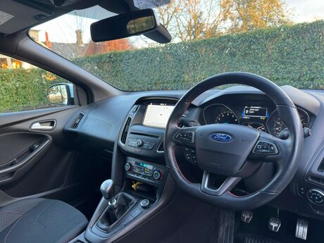 Ford Focus 1.0T EcoBoost ST-Line X Euro 6 (s/s) 5dr 19