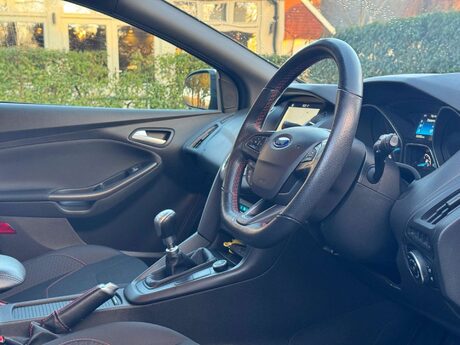 Ford Focus 1.0T EcoBoost ST-Line X Euro 6 (s/s) 5dr 21