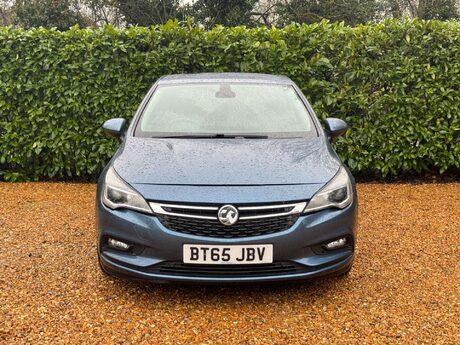 Vauxhall Astra 1.4i Turbo Elite Nav Euro 6 5dr 9