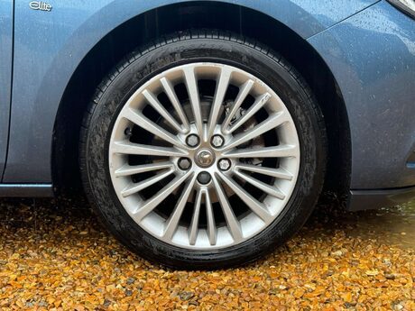 Vauxhall Astra 1.4i Turbo Elite Nav Euro 6 5dr 35