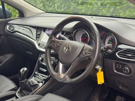 Vauxhall Astra 1.4i Turbo Elite Nav Euro 6 5dr 19
