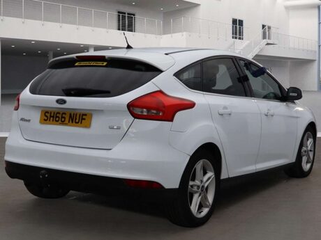 Ford Focus 1.0T EcoBoost Zetec Euro 6 (s/s) 5dr 6