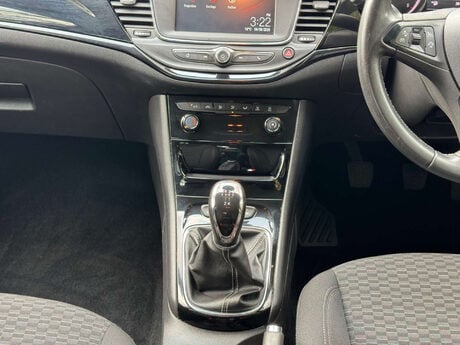 Vauxhall Astra 1.6i Turbo GPF SRi VX Line Nav Euro 6 (s/s) 5dr 15
