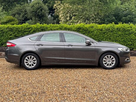 Ford Mondeo 1.5 TDCi ECOnetic Zetec Euro 6 (s/s) 5dr 4